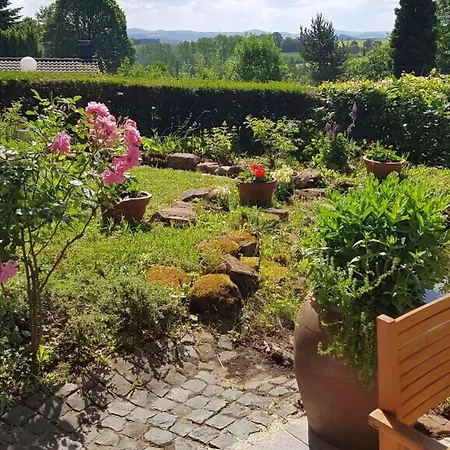 Mit Sonnenlage Und Panoramablick, *